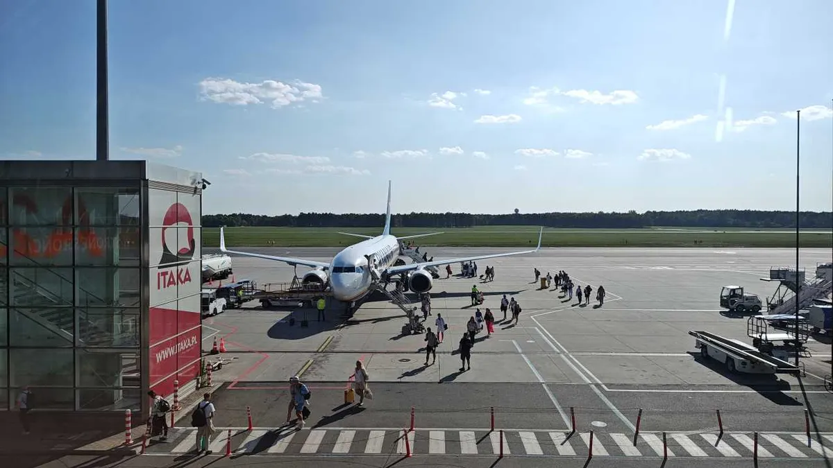 lotnisko wrocław — PL news