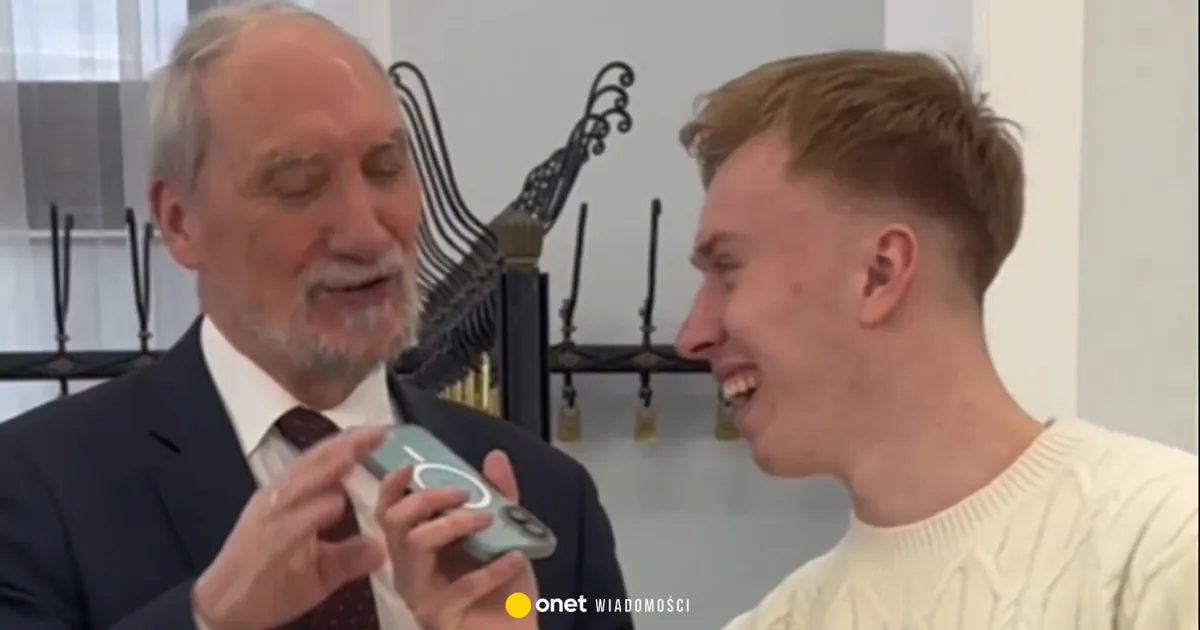 macierewicz — PL news