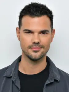 taylor lautner — PL news
