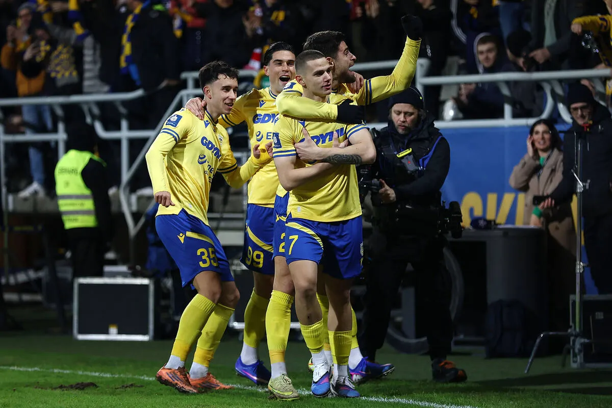 arka – zagłębie lubin — PL news