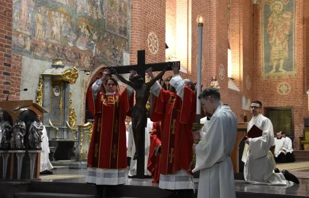 liturgia wielkiego piątku — PL news