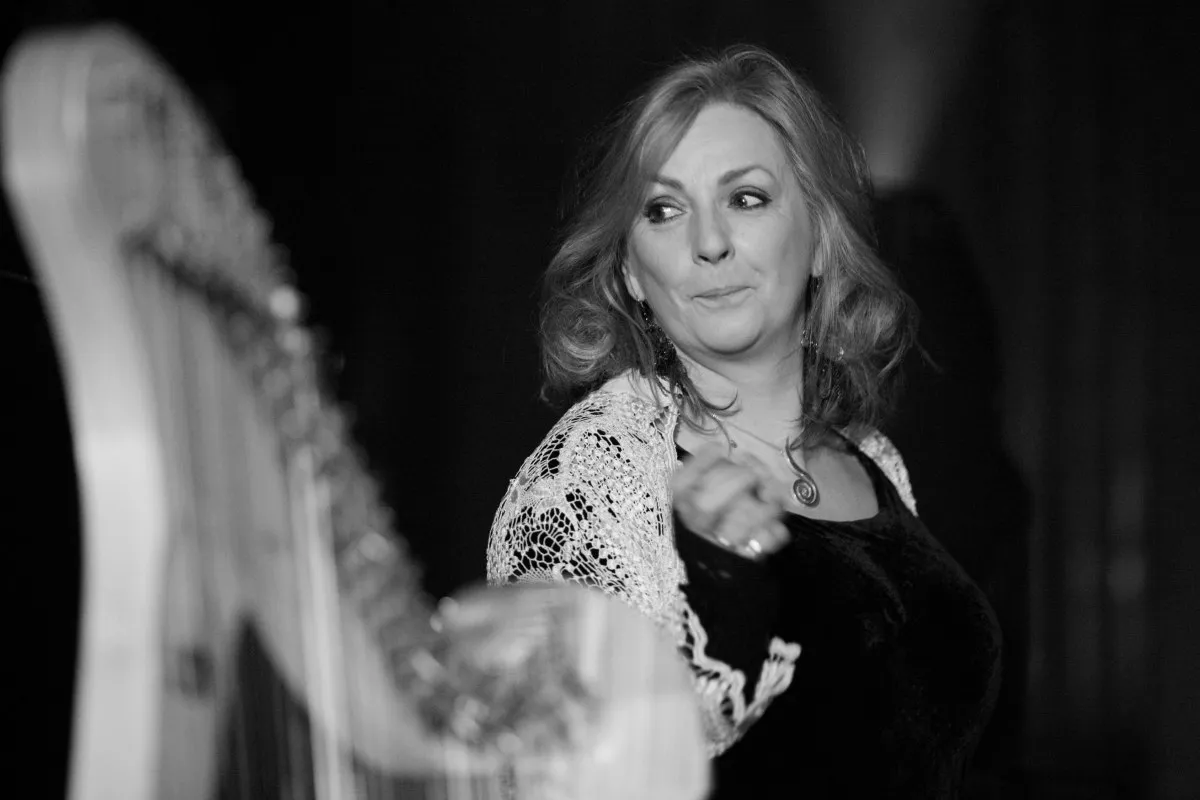 moya brennan — PL news